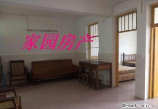 灵山人民路灵城二小旁3房出租，7000元/年 - 钦州28生活网 qinzhou.28life.com